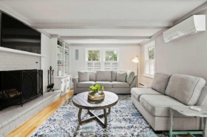 2 Min to Mayflower Beach Dog Friendly
